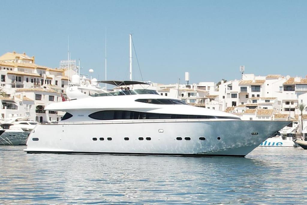 Super Yacht Located In Puerto Banus Hotel Marbella Exterior photo